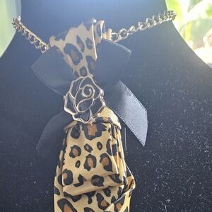 Chic Leopard Print Necklace Tie with Black Bow